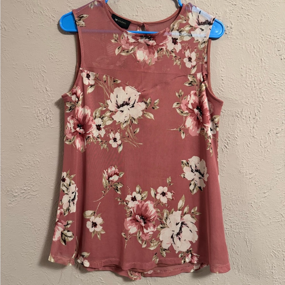 AB studio pink floral summer top in excellent condition.